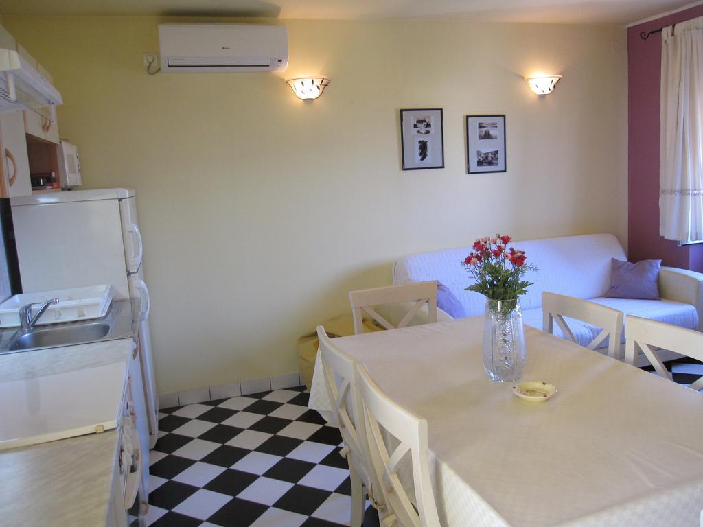 Apartment Glavica Supetar Eksteriør bilde